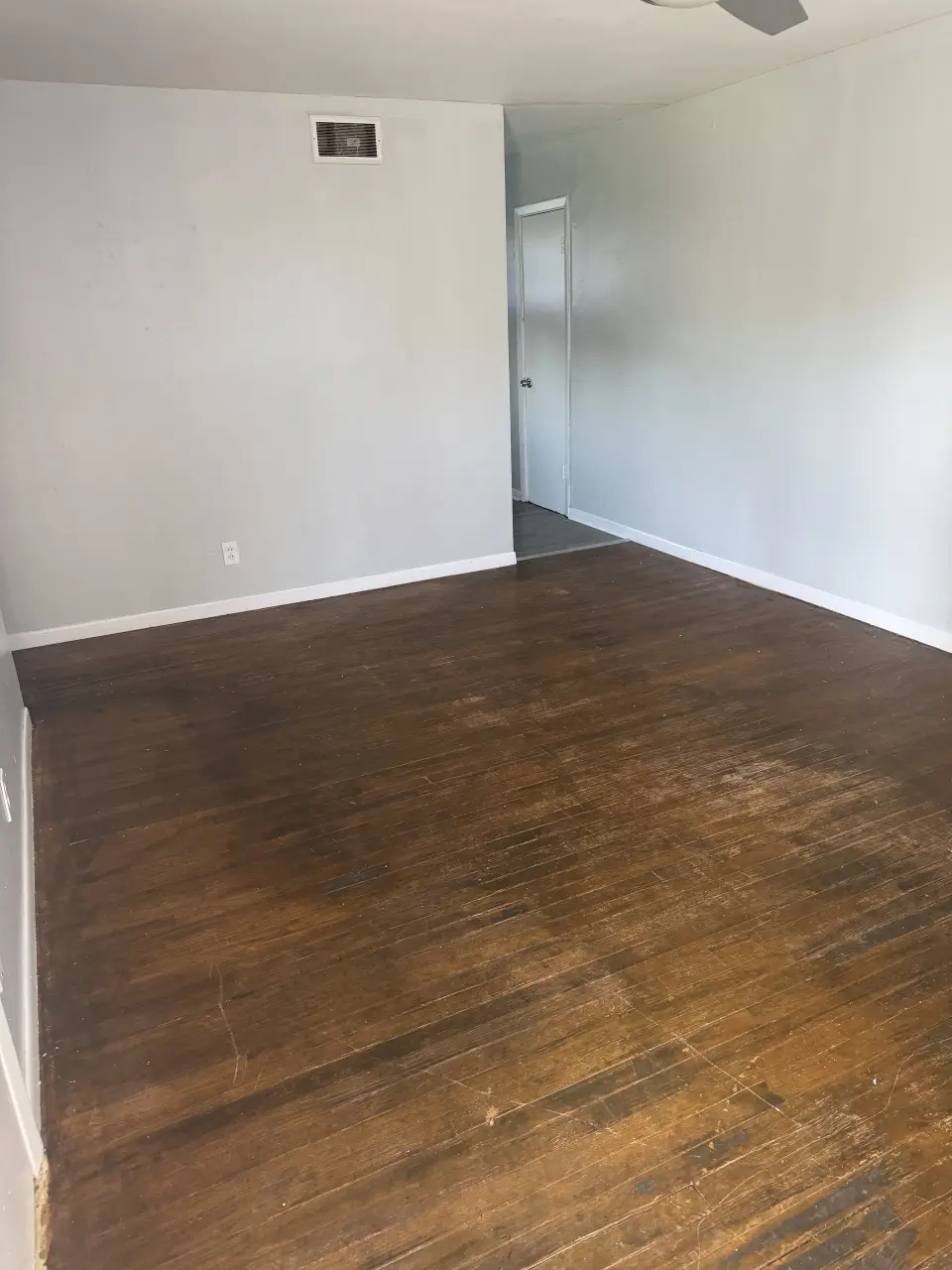 1028 Hodges photo 1