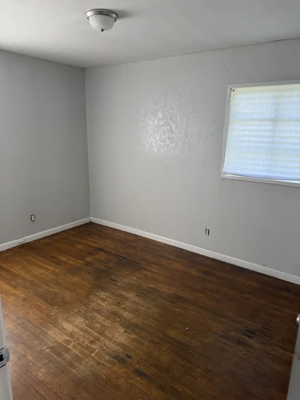 1028 Hodges photo 4