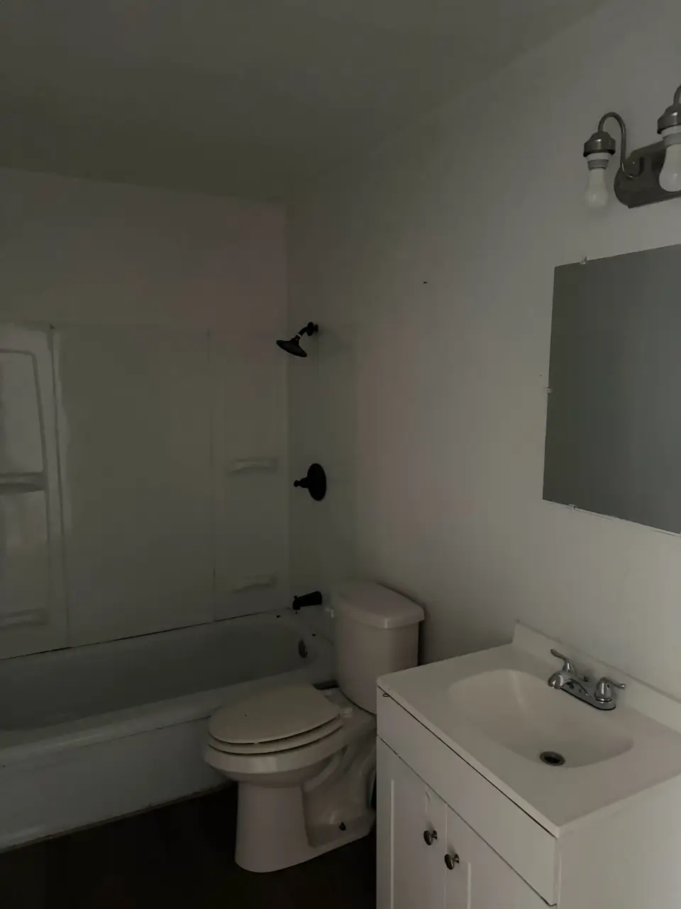 1028 Hodges photo 6