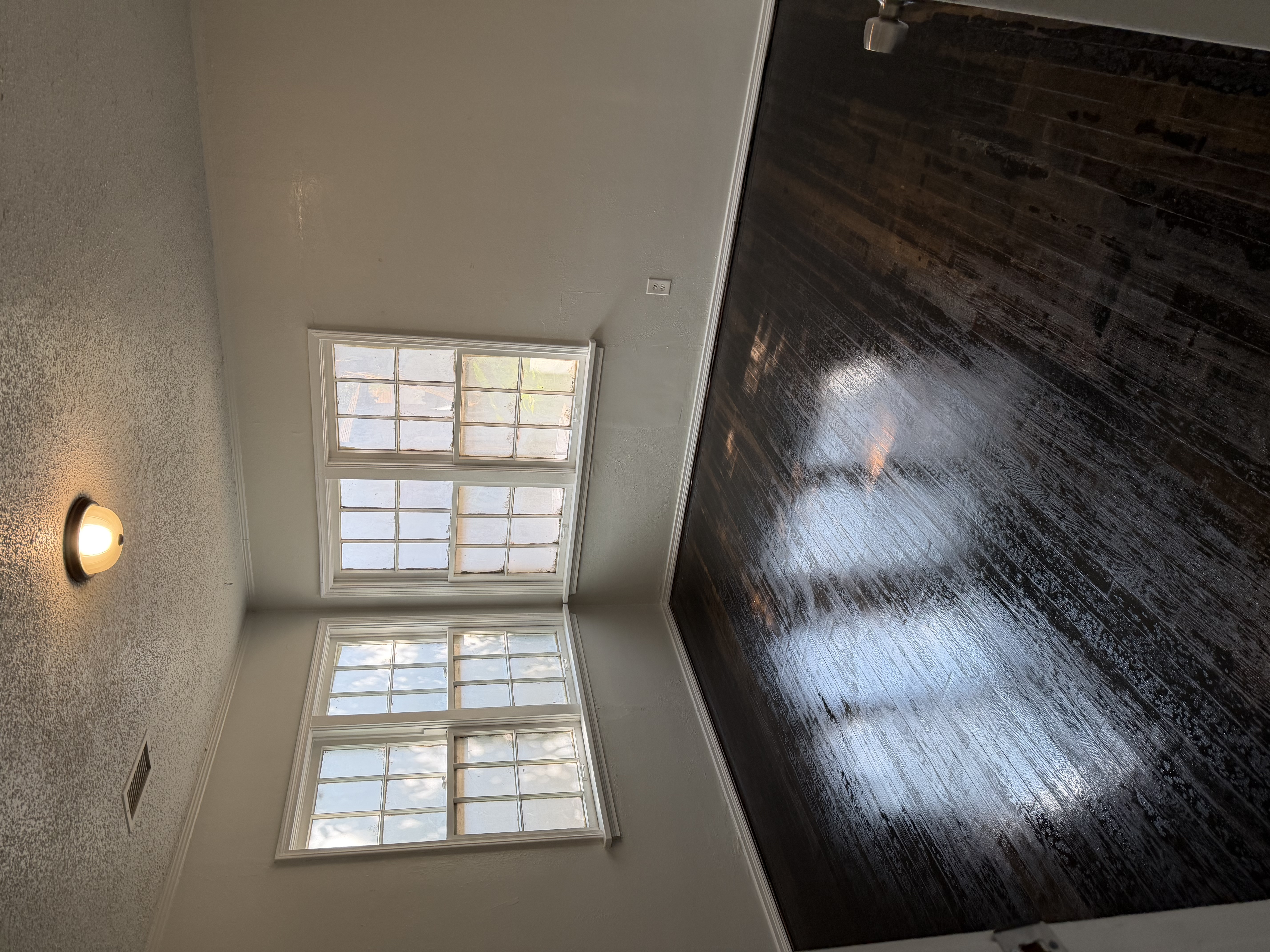 1217 SW 11 photo 2