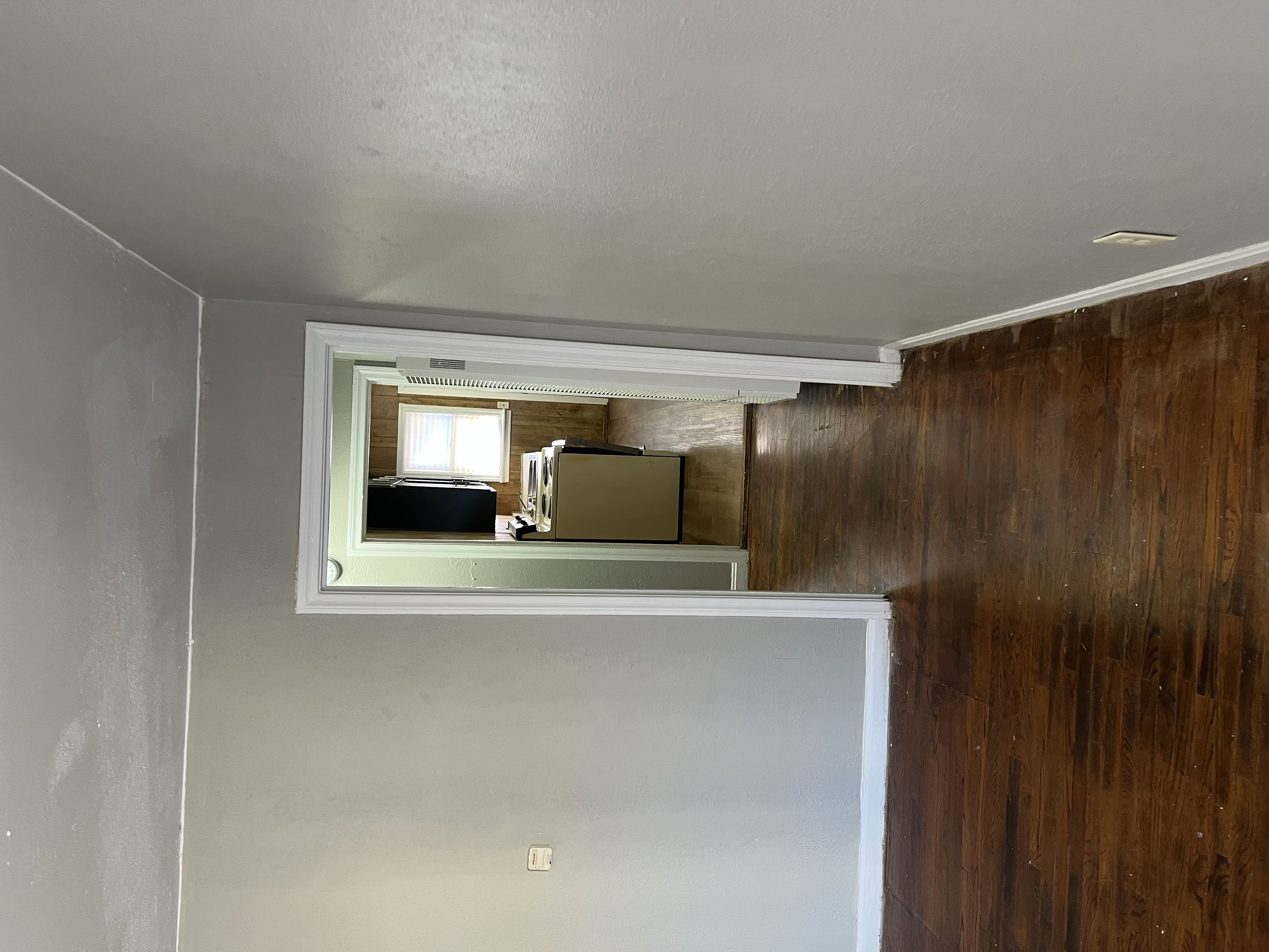 1609 Ong Unit A photo 2