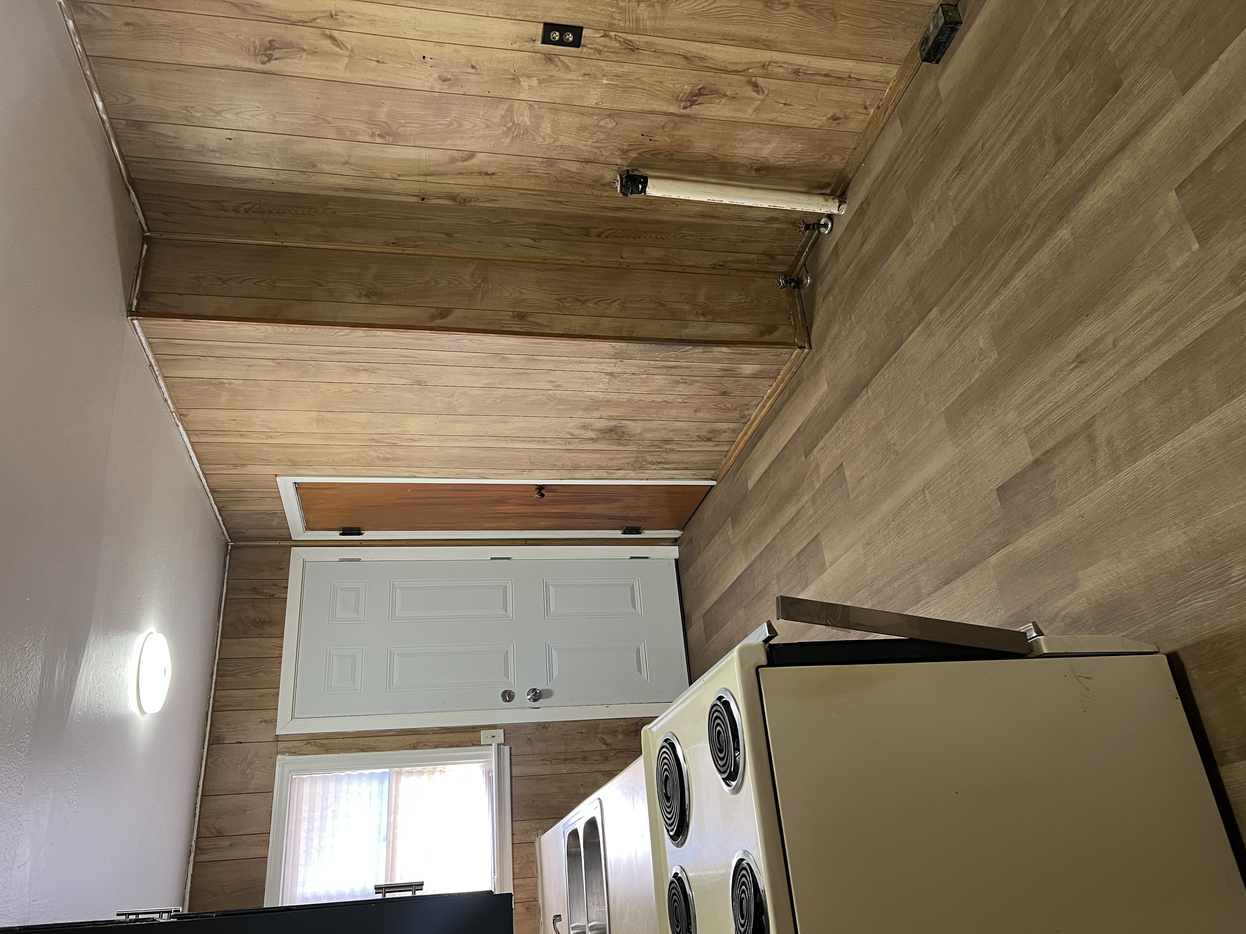 1609 Ong Unit A photo 3