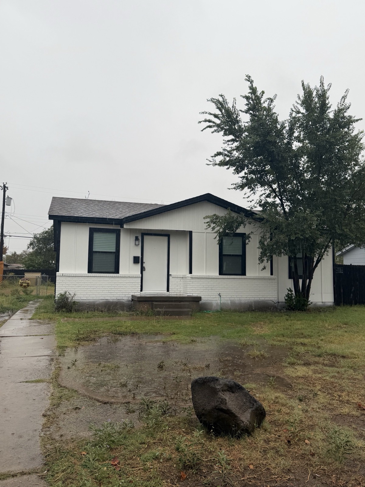 2711 S. Mars photo 1