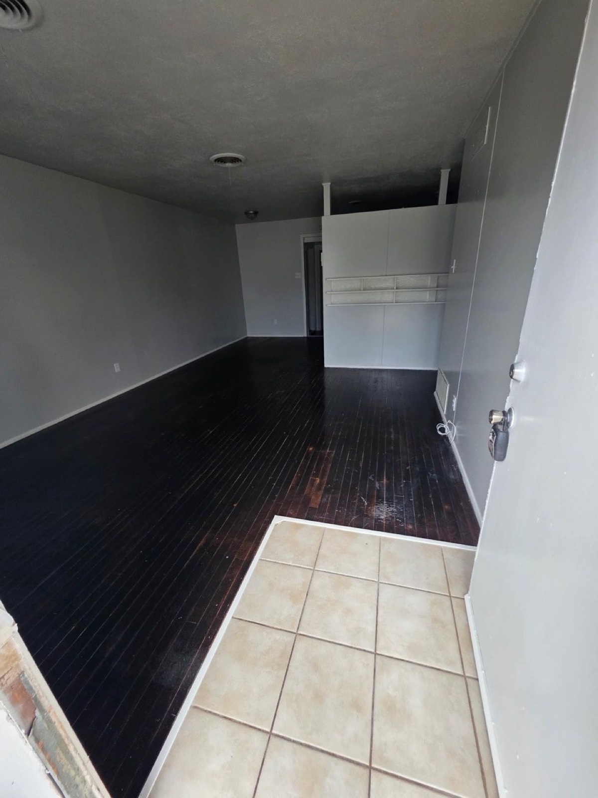 2711 S. Mars photo 2