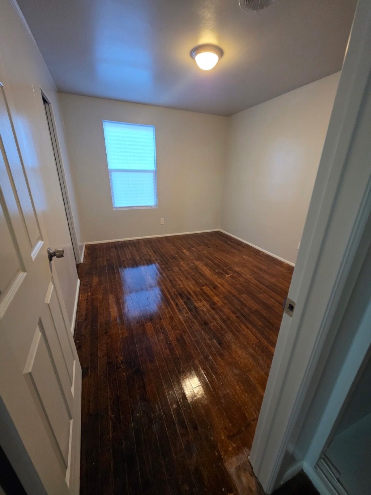 2711 S. Mars photo 5