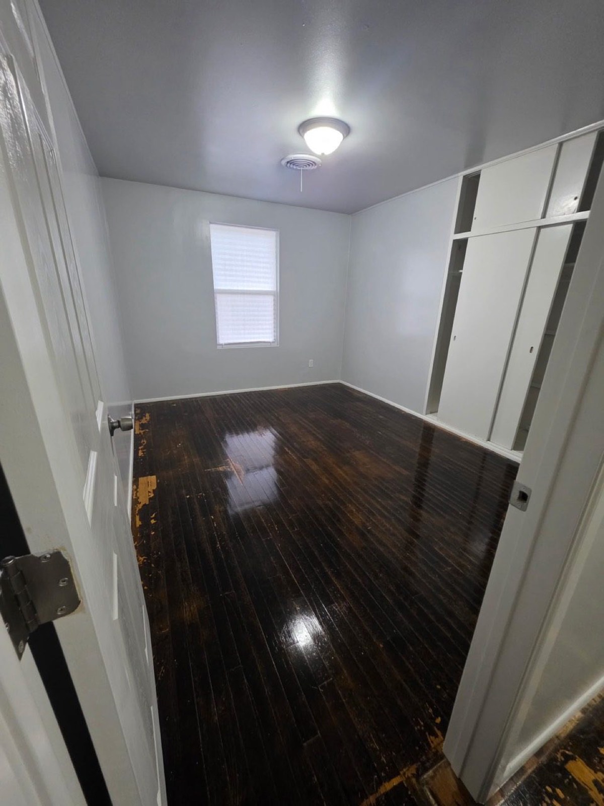 2711 S. Mars photo 7