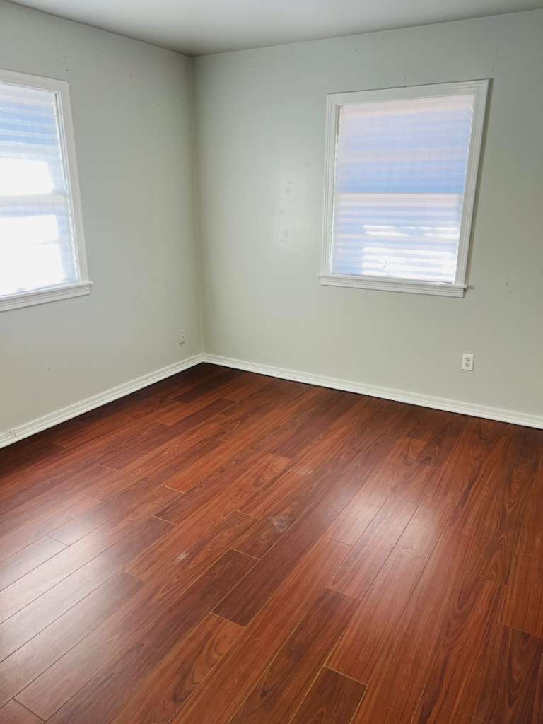 4011 S. Monroe photo 4