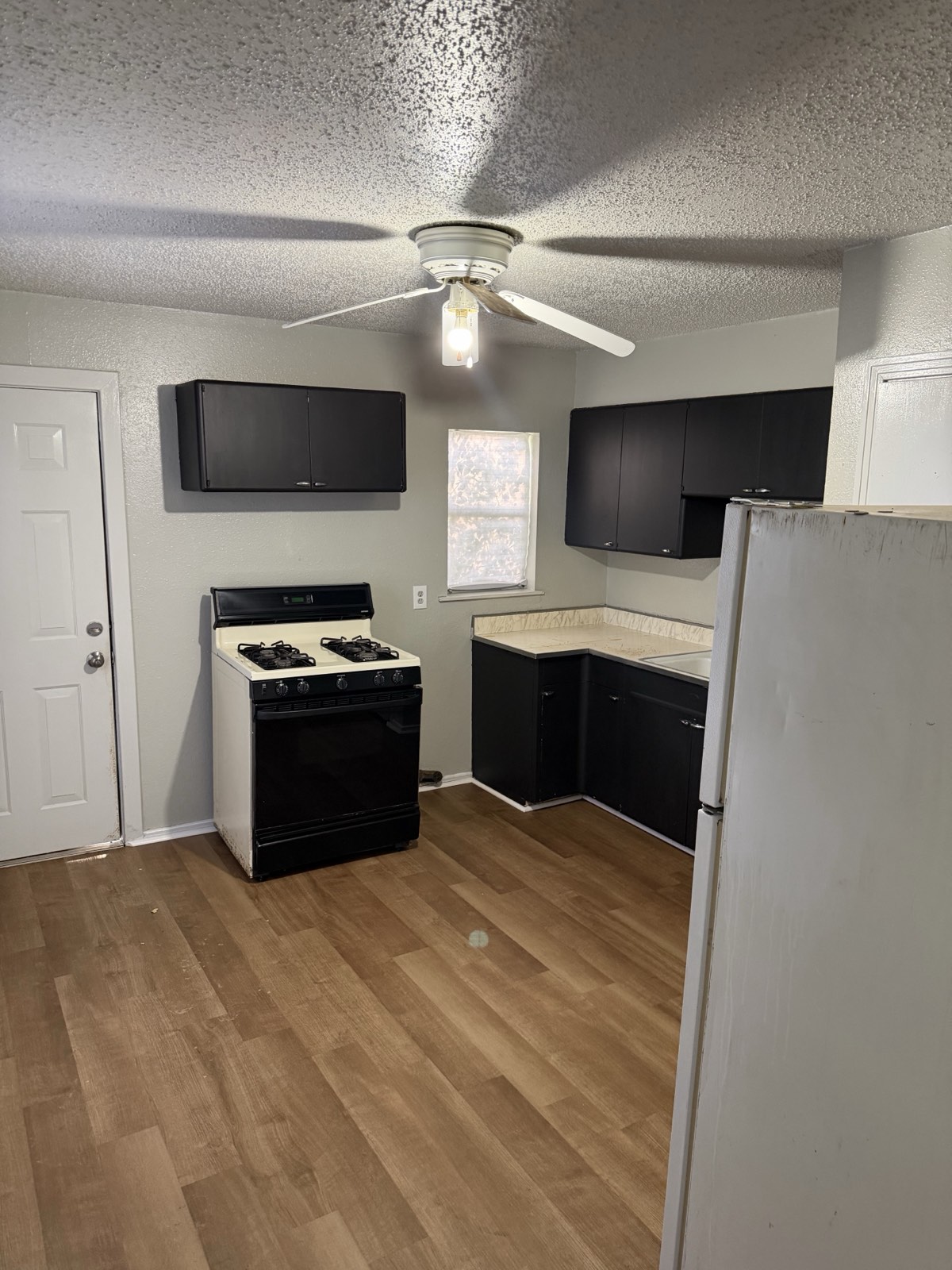 4627 Lipscomb photo 3