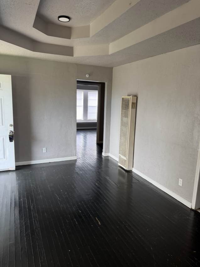 81 N. Independence photo 2