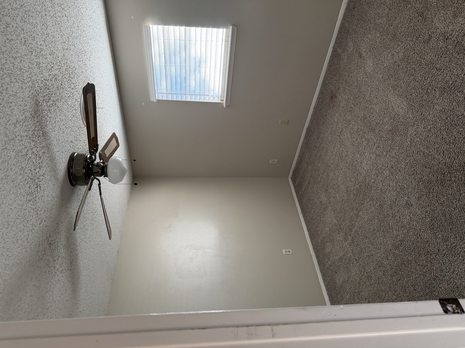 8212 Santa Fe photo 4