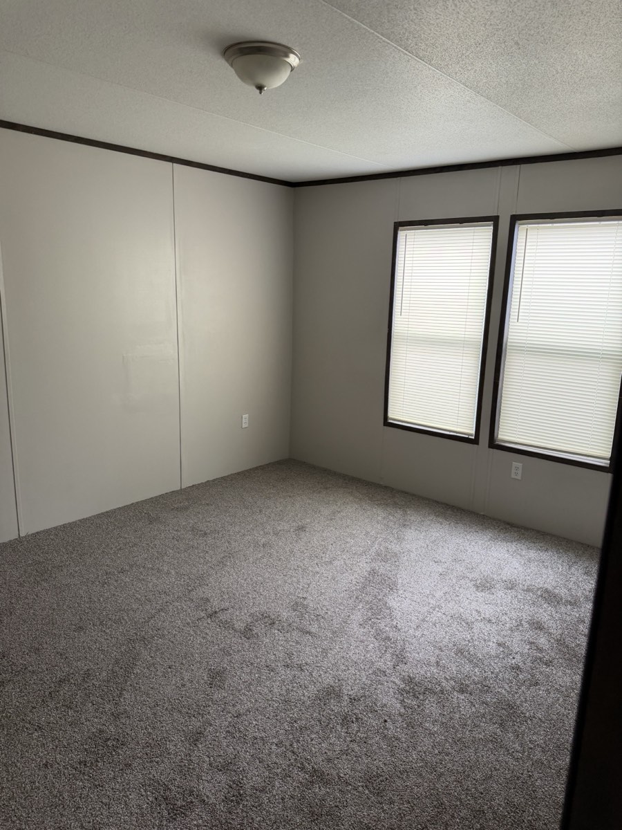 2021 Jessup Jefferson 32x60 interior