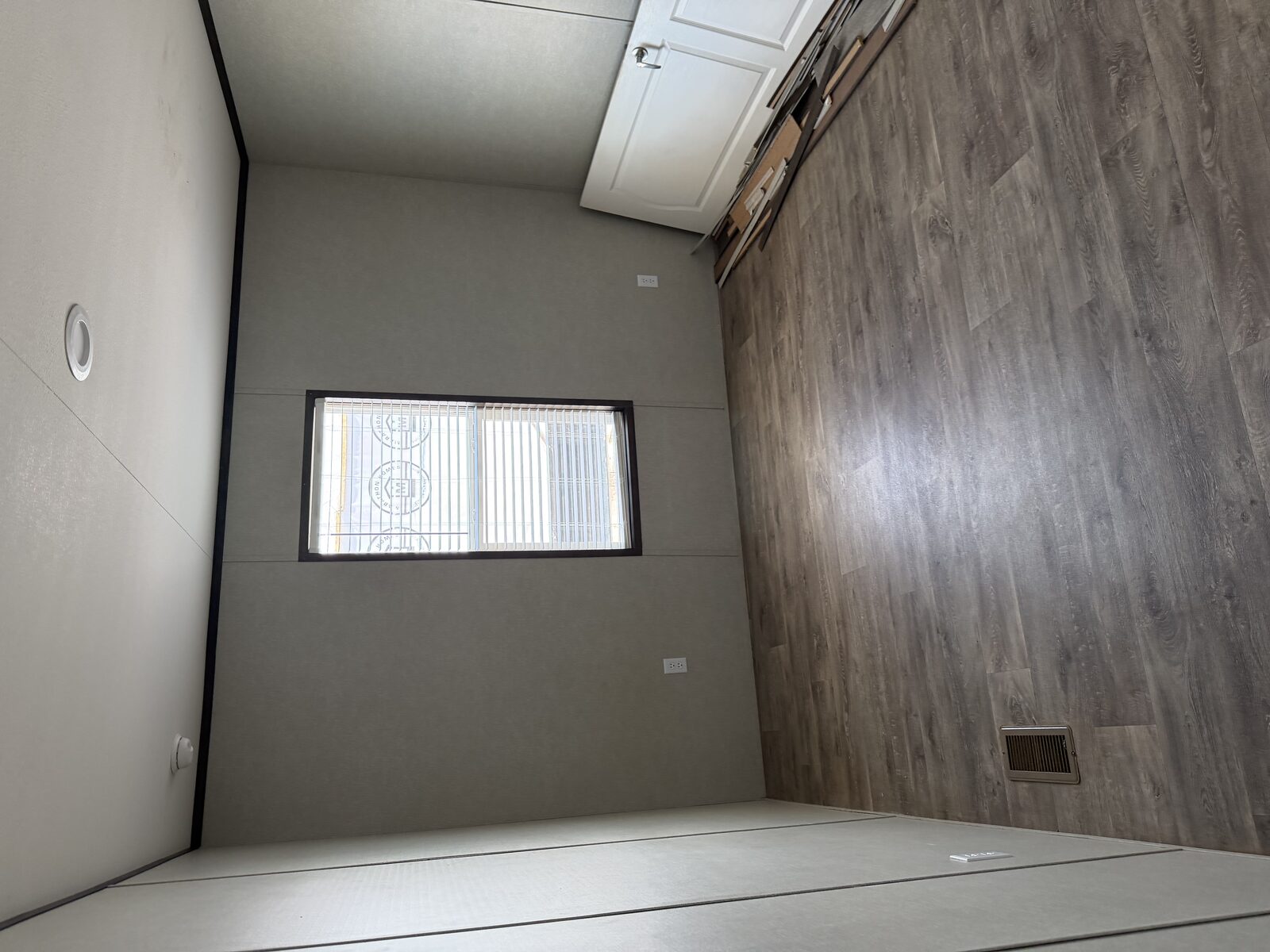 2024 Jessup Rosewood 28×64 — Primary bedroom
