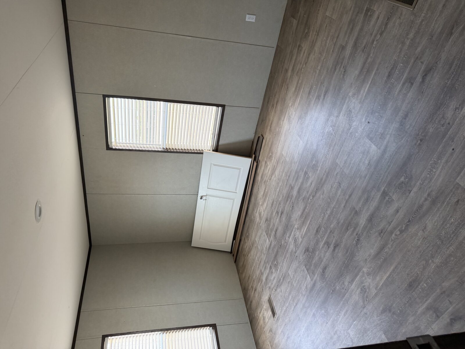 2024 Jessup Rosewood 28×64 — Bedroom