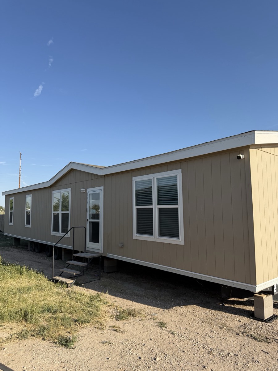 2025 Jessup Panama 28×56 pre-owned manufactured home exterior