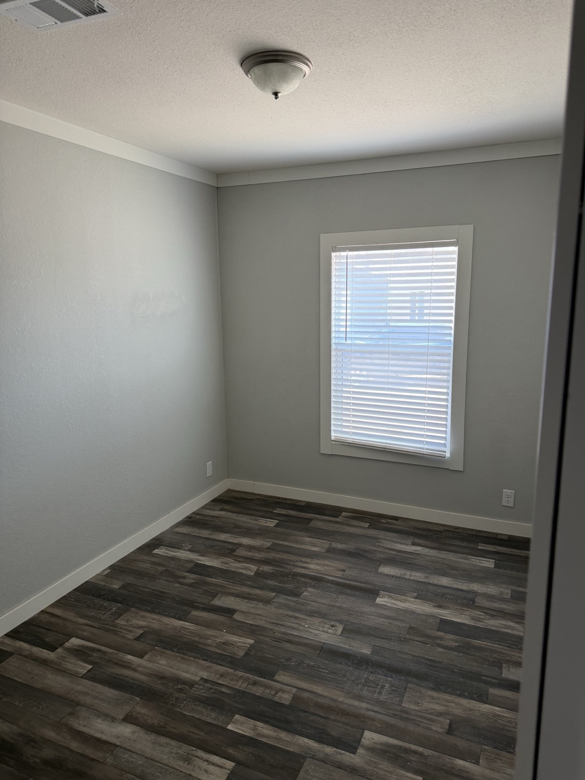 2025 Palm Harbor Keystone 30x76 pantry and built-ins