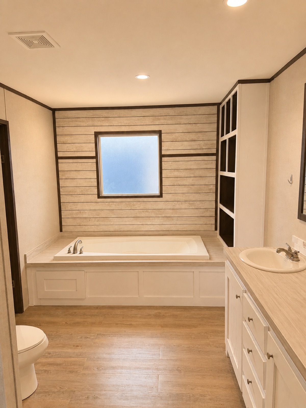 2023 Jessup Roosevelt 32x56 primary bath with garden tub